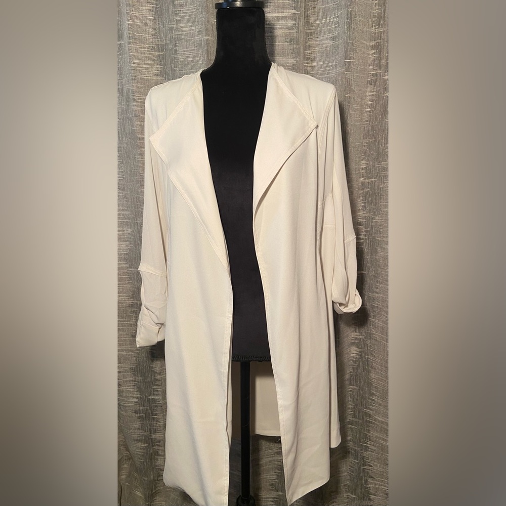 Tahari Belted Lightweight Trench coat.